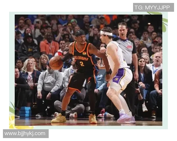 湖人对阵雷霆精彩回放全程回顾与赛后分析分享